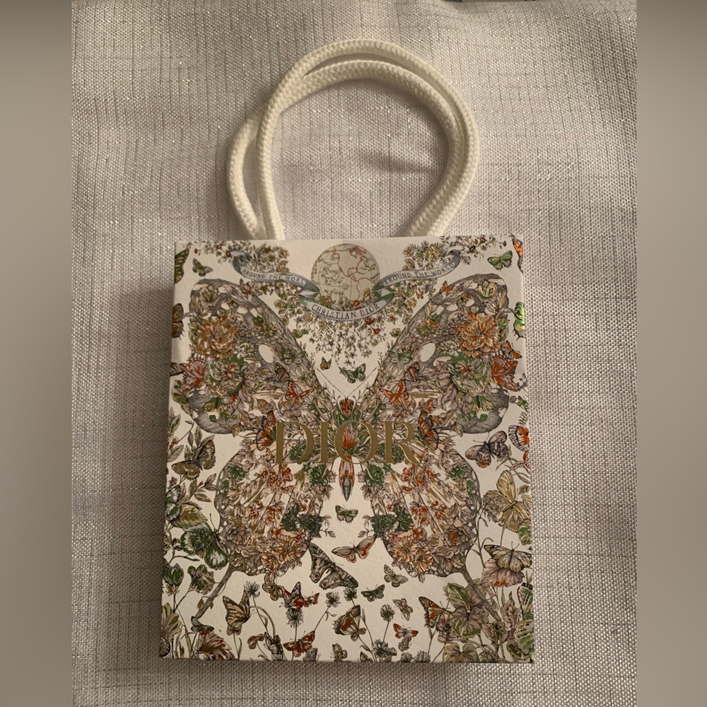 Dior Holiday Limited Edition Small Gift Bag 6”x5”